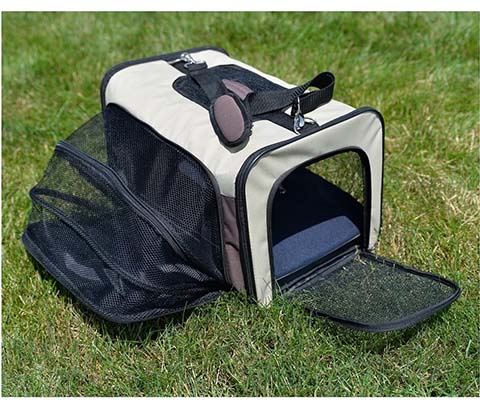 Armarkat Soft-Sided Travel Cat Carrier Bag